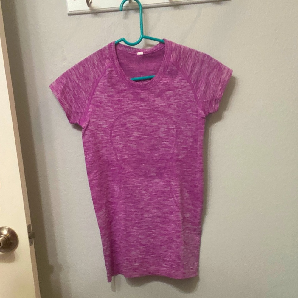 Lululemon Swiftly Tech